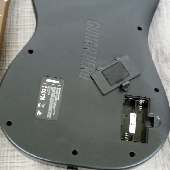 Guitar Hero Live Wireless Activision Guitar Controller ONLY ~ NO DONGLE - Picture 6 of 7
